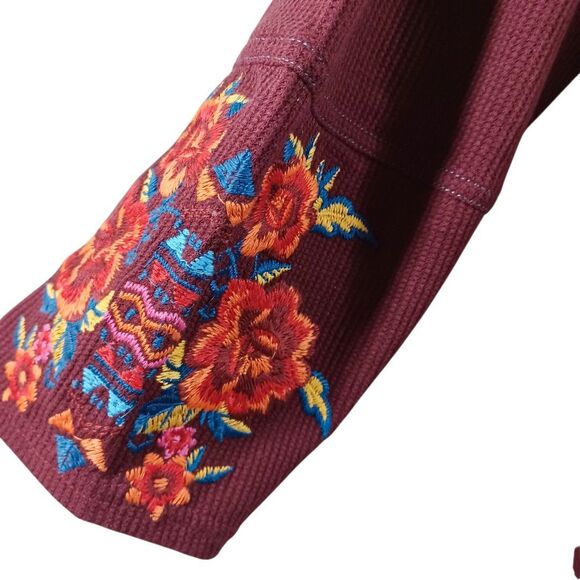 Andree by Unit Boho Embroidered Burgundy Tunic Top Small Floral Aztec Peasant - Picture 5 of 9